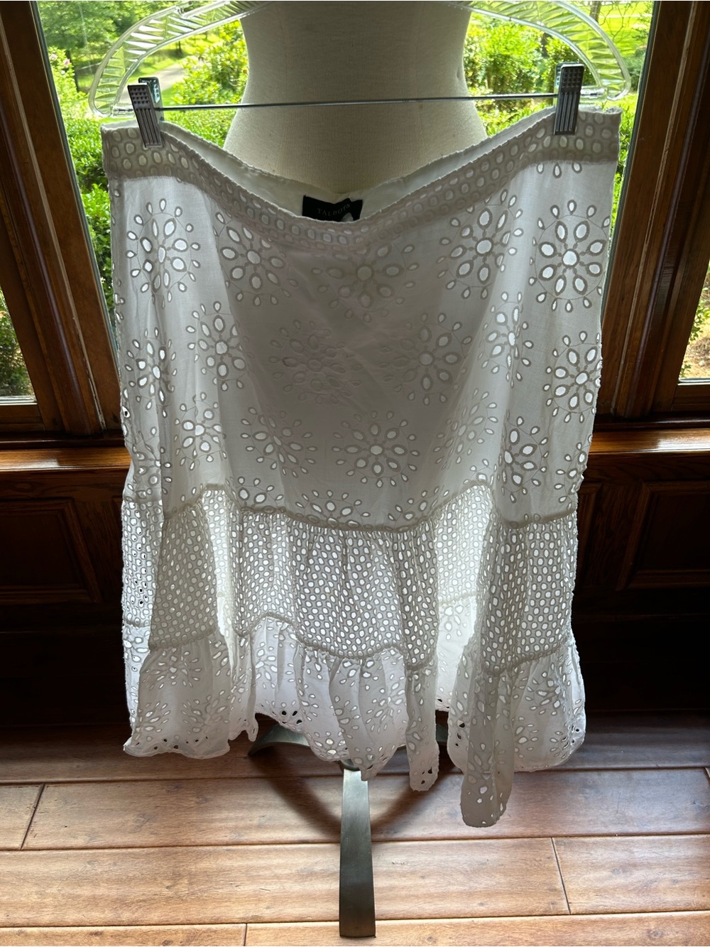 Talbots eyelet skirt,